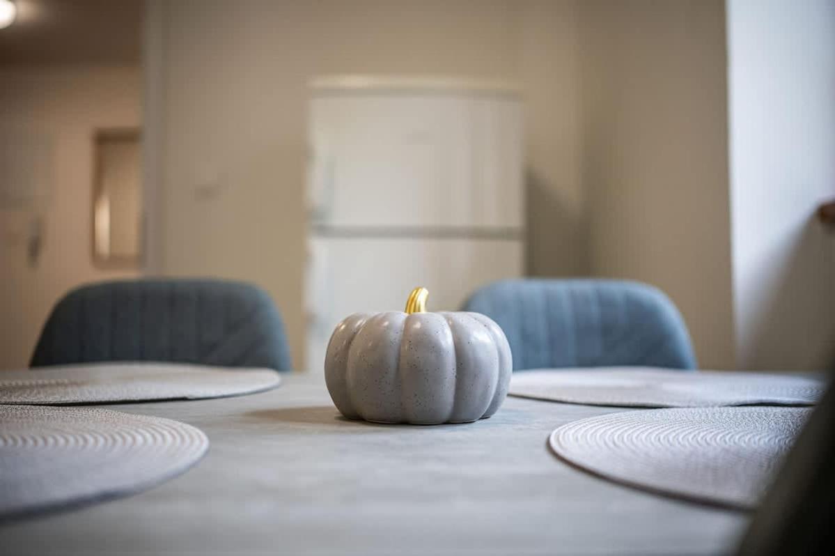 Nitra Castle Suite - Modern Elegance & Serenity מראה חיצוני תמונה